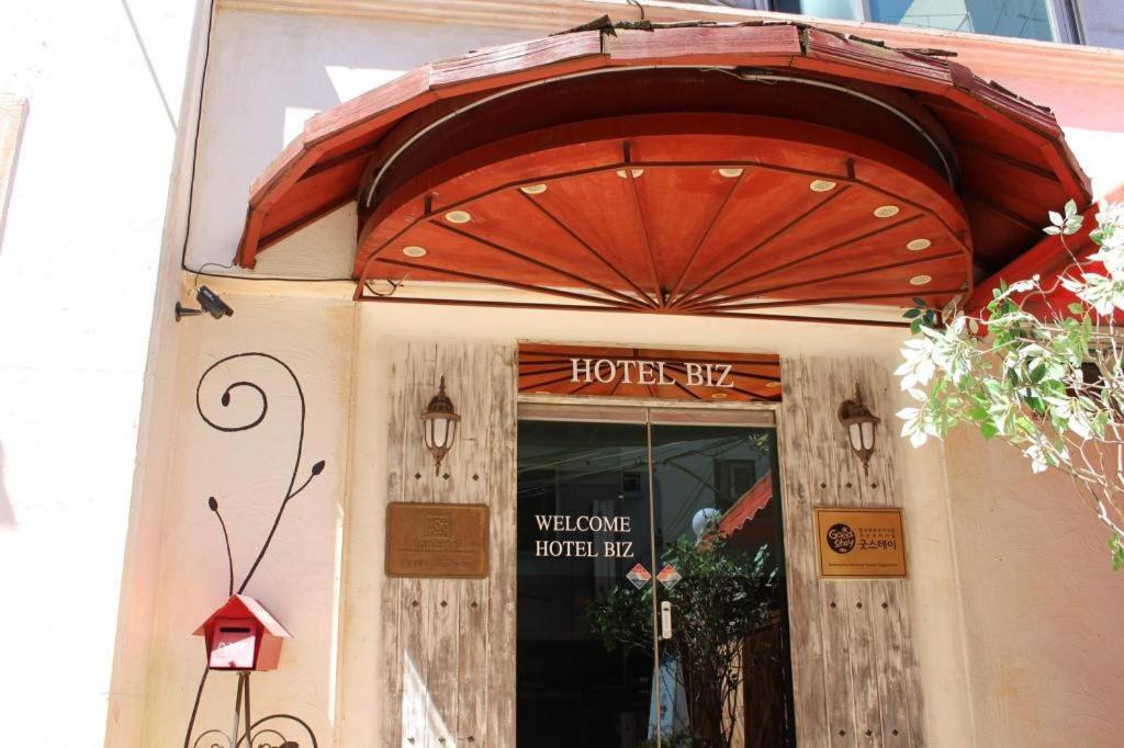 Hotel Biz Jongno Insadong Сеул Екстер'єр фото
