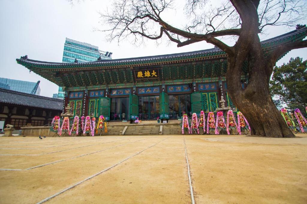 Hotel Biz Jongno Insadong Сеул Екстер'єр фото