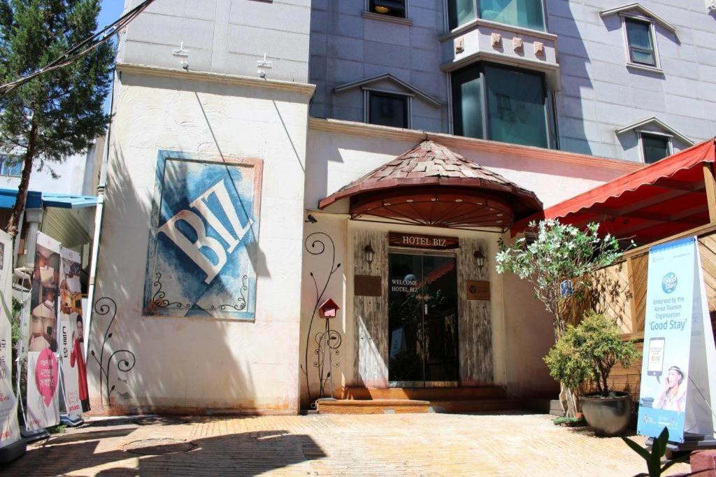 Hotel Biz Jongno Insadong Сеул Екстер'єр фото